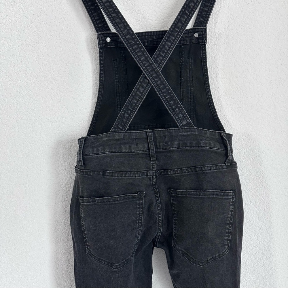 Free People Y2K Black Women's Washed Denim Overalls Stretched Bib Jumpsuit 24 - Picture 6 of 10